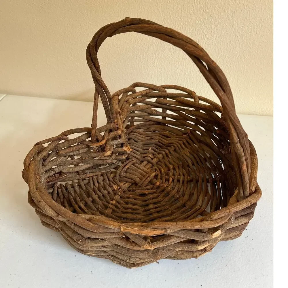 Vintage Rustic Heart Shaped Twig Wicker Basket Romantic Love Cottagecore Granny